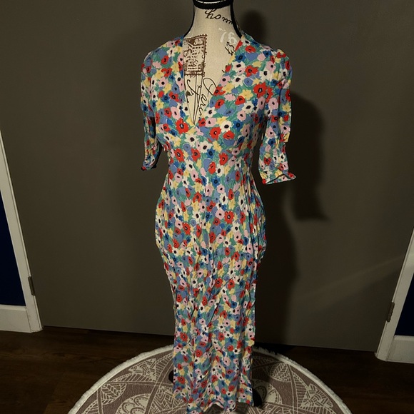 RIXO Dresses & Skirts - RIXO Floral Multicolor Dress